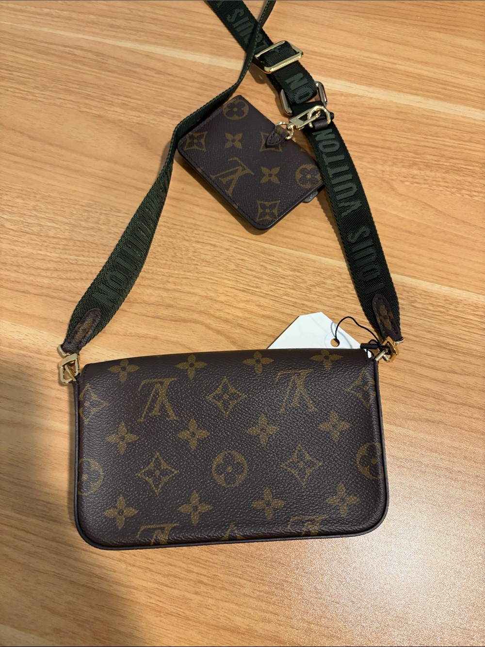 Pre-Loved Louis Vuitton Green Monogram Canvas Felicie Strap & Go - Picture 5 of 7
